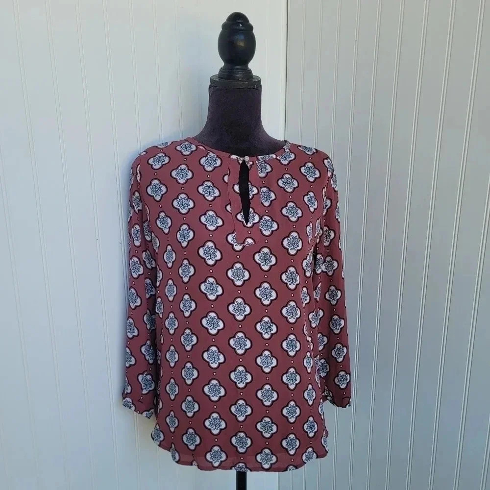 Loft Women's Pink White Geo Long Sleeve Popover Top Blouse Keyhole Sz S